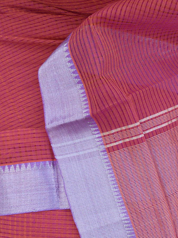 Elegant Handwoven Missing weave Mangalgiri Cotton Saree with Zari border