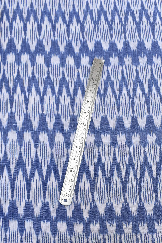 Woven ikkat cotton  fabric ( 2.5 mtrs cut)