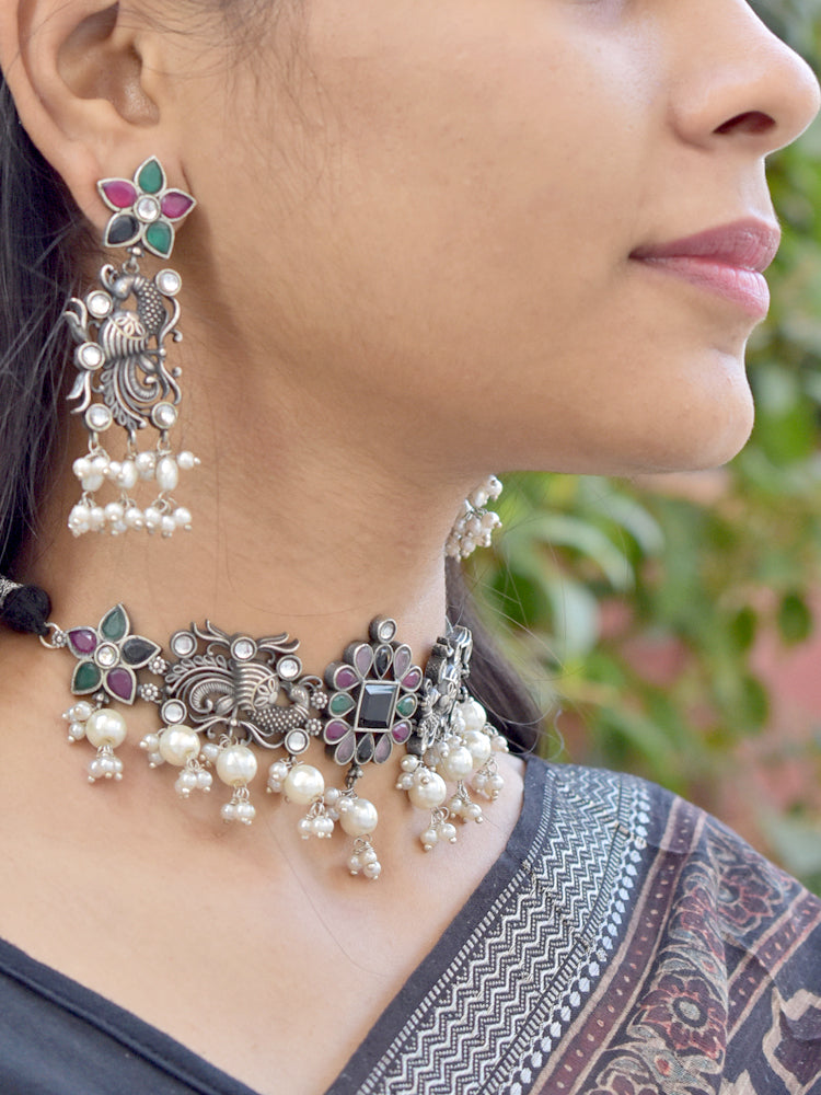 Beautiful Antique finish Silver Look Alike Necklace with earrings