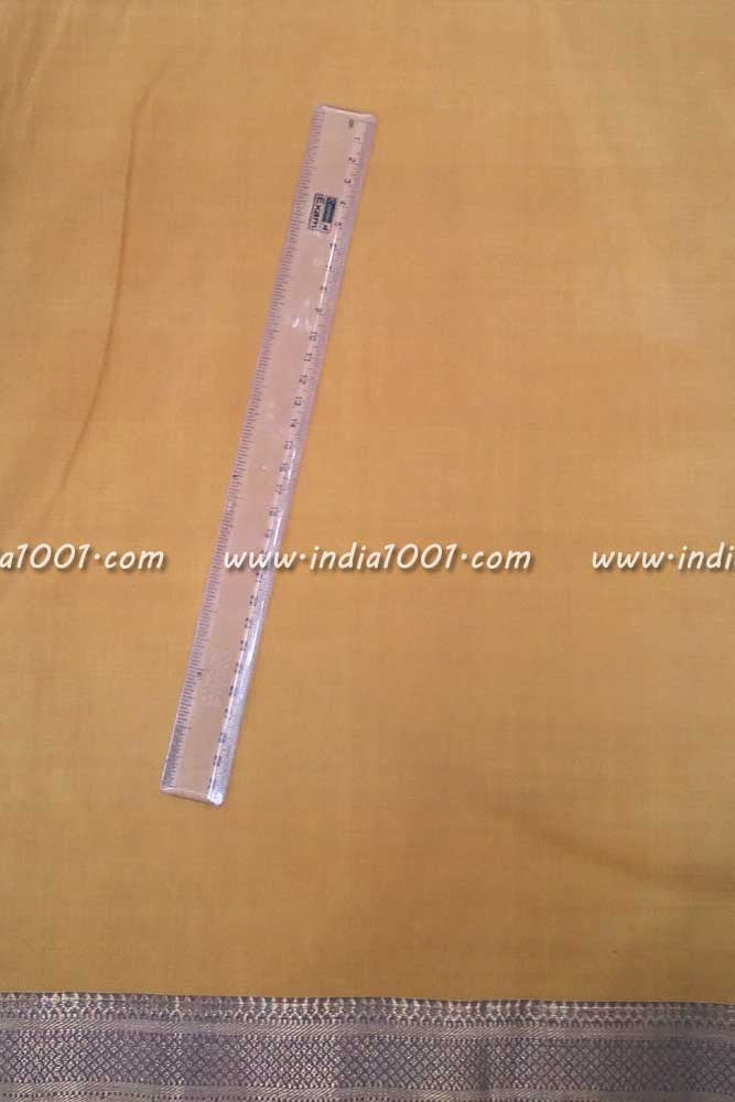Fine Woven Mangalgiri cotton fabric with Nizam border