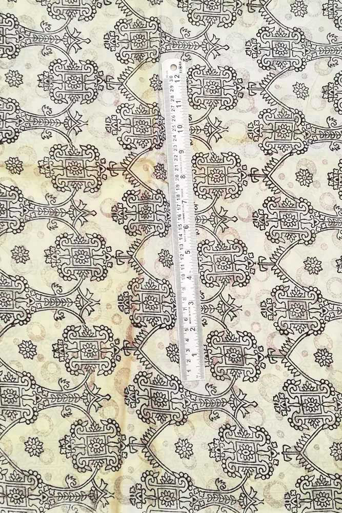 Fine silk fabric with screen print patterns