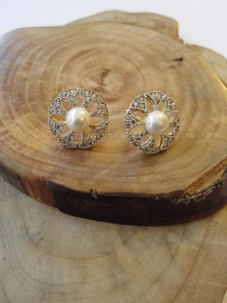 Designer and fine AD Tops