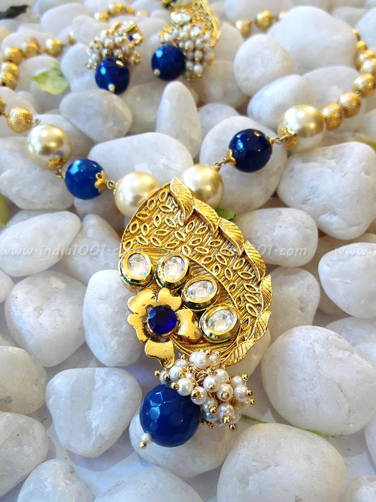 Elegant Pearl & Polki Necklace set