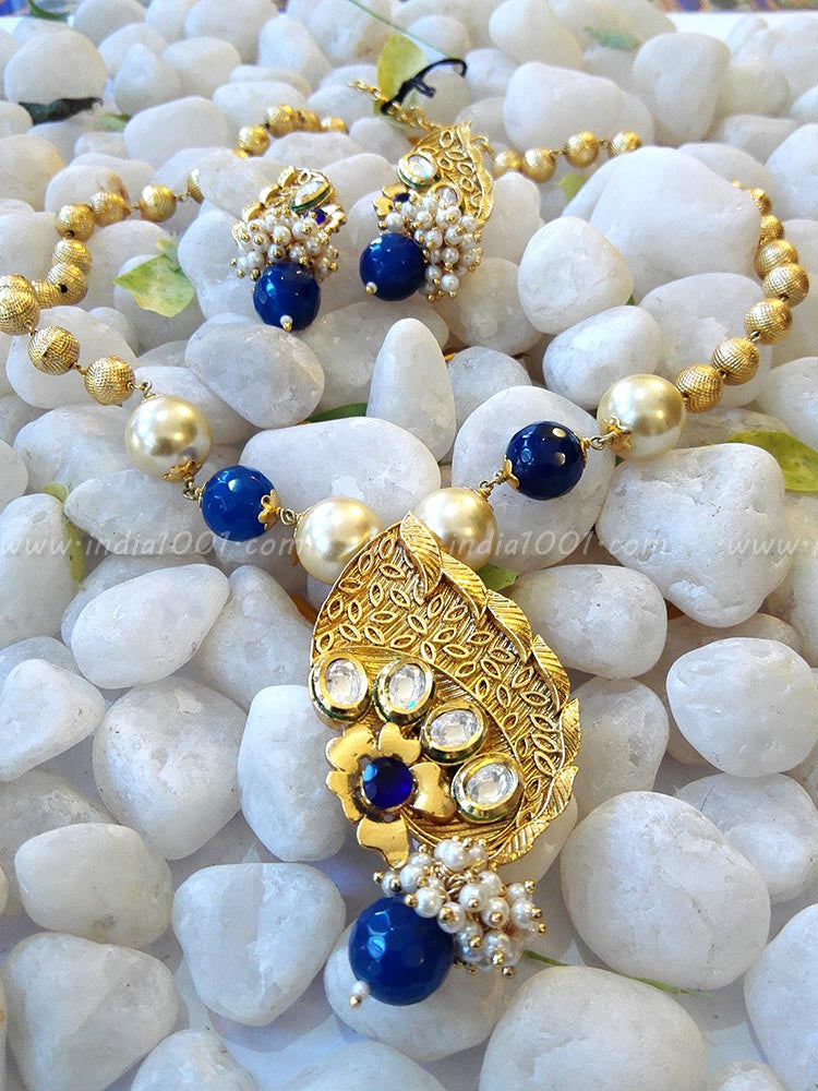 Elegant Pearl & Polki Necklace set