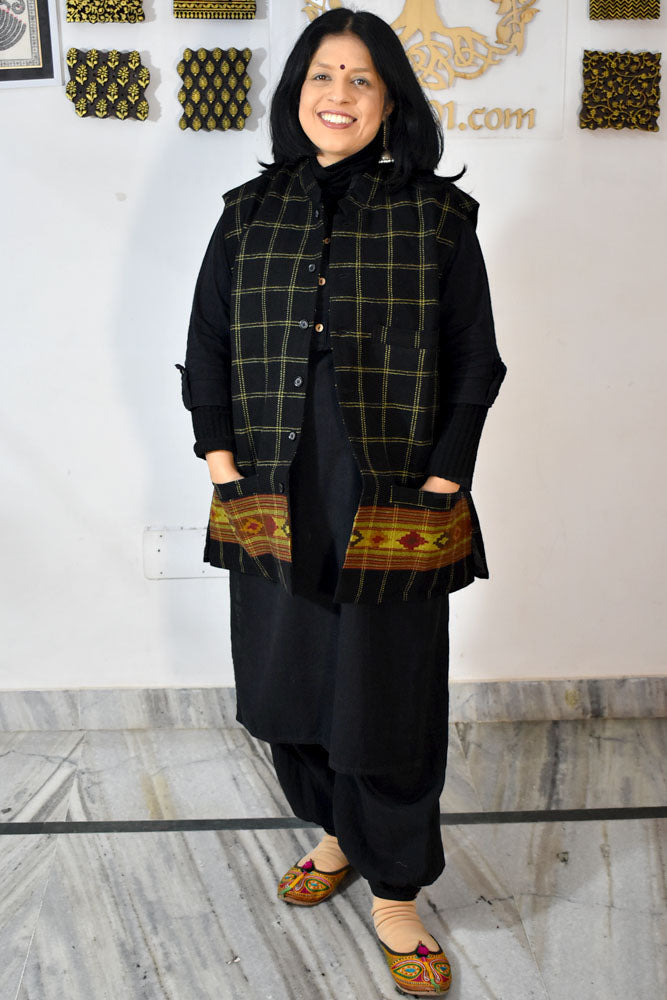 Handwoven Himalayan Wool Jacket with Satin silk inner lining - size 44,46