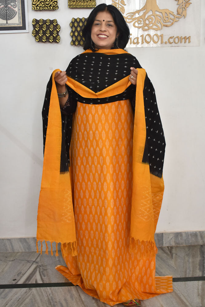 Handwoven  Ikkat Cotton dupatta with Woven Ikkat Cotton Kurta
