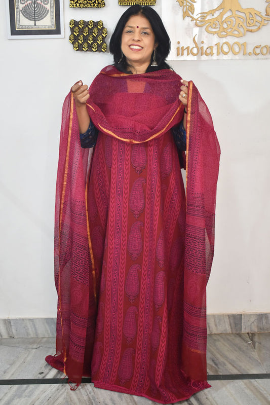 Classic Bagh Block Printed unstitched suit fabric with Kota Doria dupatta