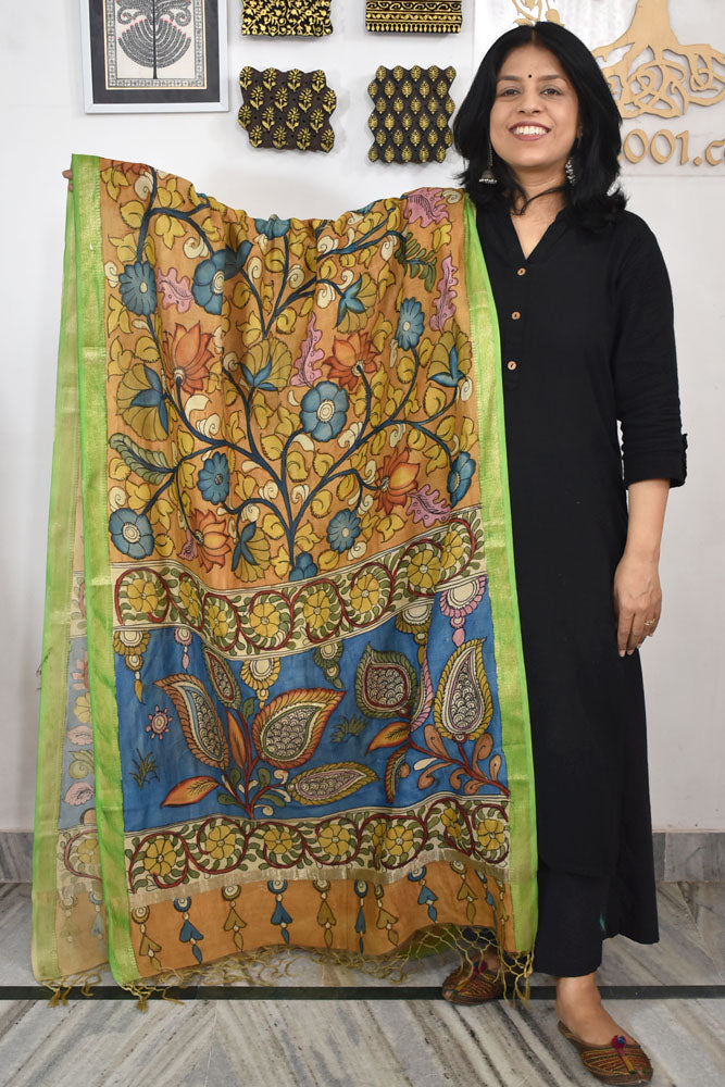 Beautiful Maheshwari Hand Painted Kalamkari Dupatta