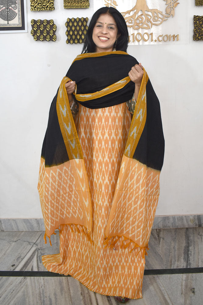 Handwoven  Ikkat Cotton kurta with Woven Ikkat Cotton Dupatta & Bottom
