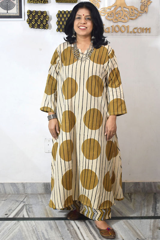 Elegant Ajrakh Organic Cotton Kurta and pant set - Sizes 38 - 44