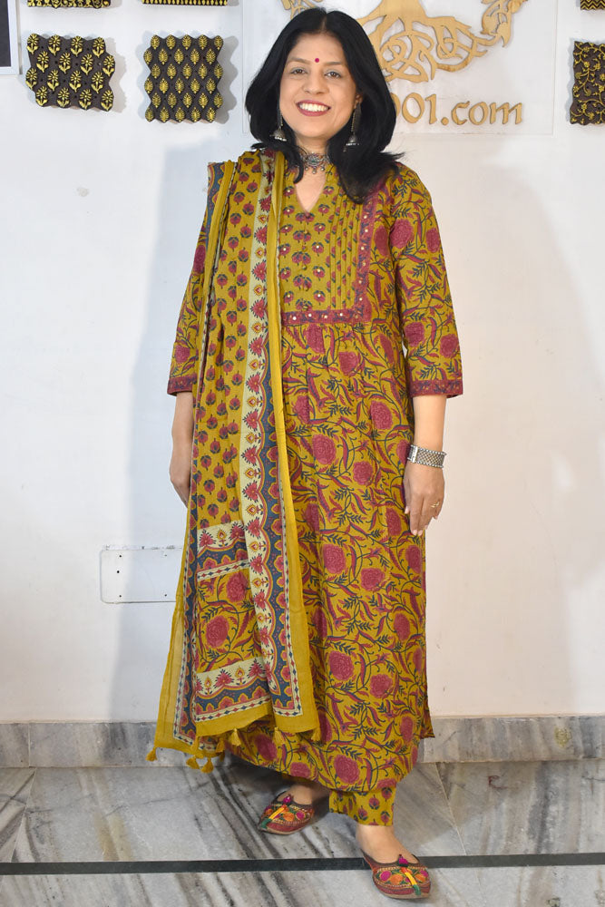 Beautiful Block Printed Cotton suit with Hand Embroidery - Kurta , Cotton Dupatta & Pant - size  38, 40, 42, 44