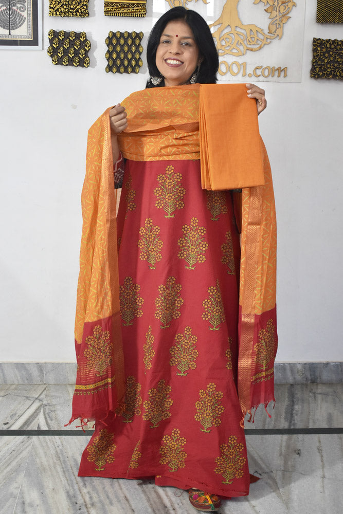 Beautiful Handwoven Mangalgiri Cotton suit with Hand block print Dupatta