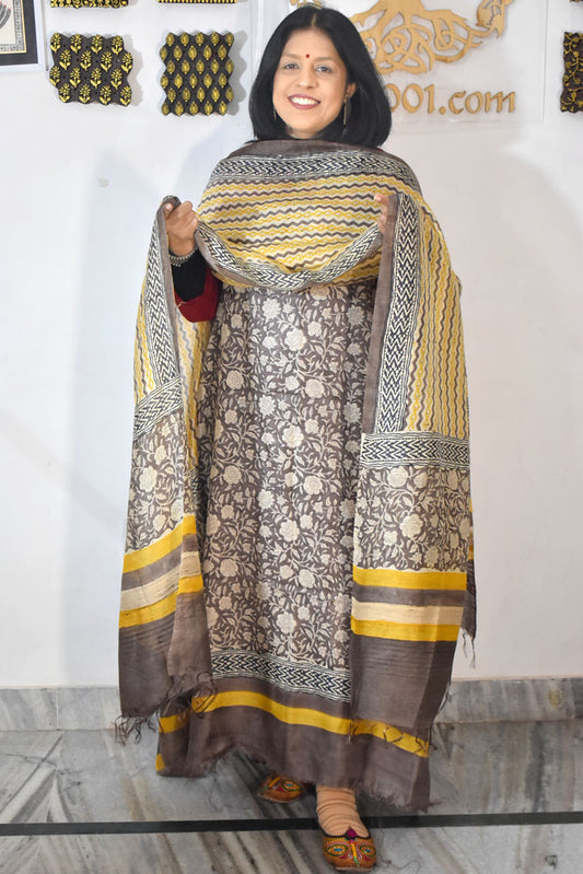Beautiful Hand Block printed Tussar Pashmina Kurta Dupatta Set