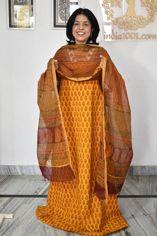 Classic Bagh Block Printed unstitched suit fabric with Kota Doria dupatta