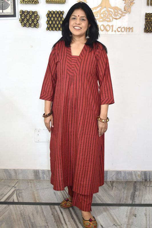 Elegant Hand Block Printed Cotton Kurta and pant set - Sizes 40 - 46