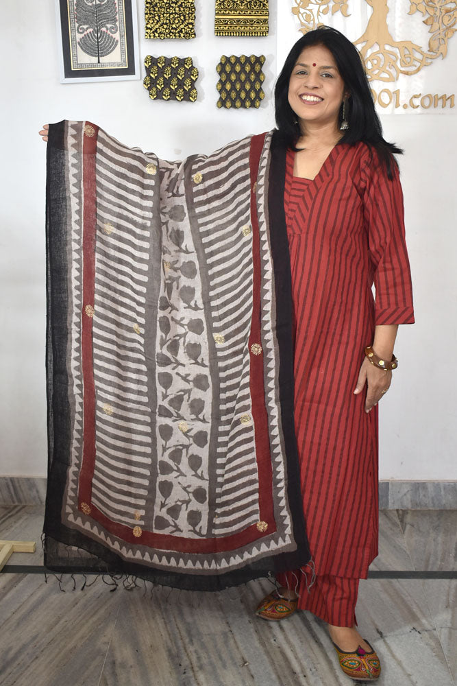 Elegant Hand Block Printed Pure Linen dupatta
