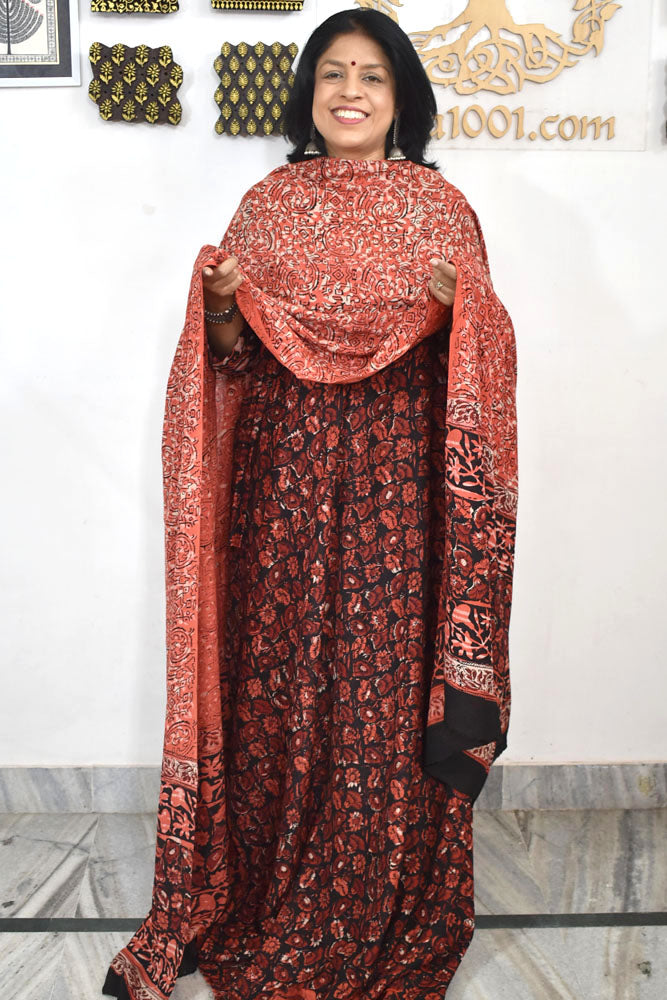 Hand Block Printed Muslin unstitched suit fabric with cotton bottom