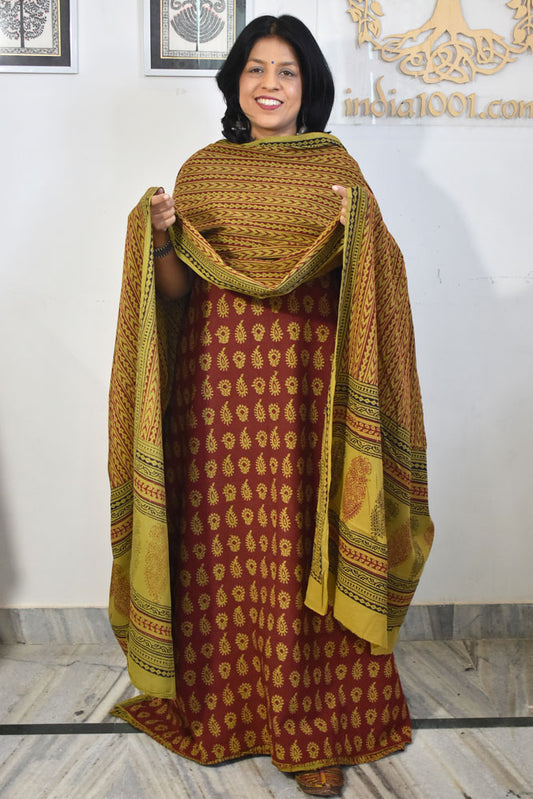 Bagh Hand Block Printed unstitched 3 pc Cotton suit fabric from MP