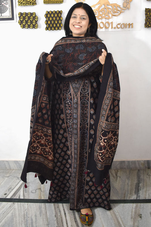Premium Handwoven Kala Cotton Bhujodi suits with Ajrakh Hand Block Print - 2 pc set