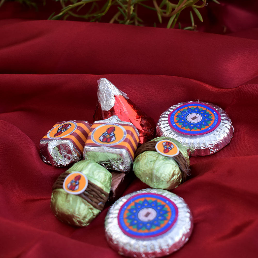 Blue Pottery Hamper - Hand painted Blue Pottery diyas & Laddoo Shaped Candles