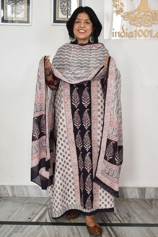 Bagh Hand Block Printed unstitched 3 pc Cotton suit fabric from MP