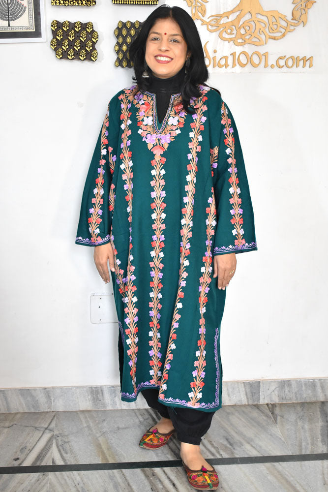 Kashmiri Wool Aari Embroidered Solid Women's Pheran Kurta - Free Size ( for size 38- 48)