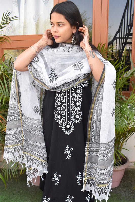 Elegant Cotton Unstitched Kurta withHand Phool Patti Work & Block printed Dupatta & Bottom - 3 pc Suit