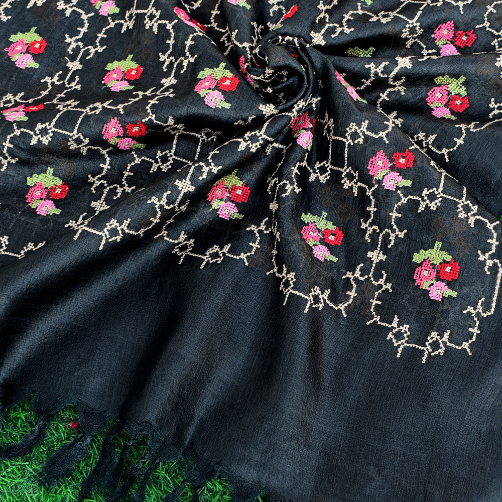 Elegant Pure Tussar Silk Dupatta with All over Intricate Embroidery