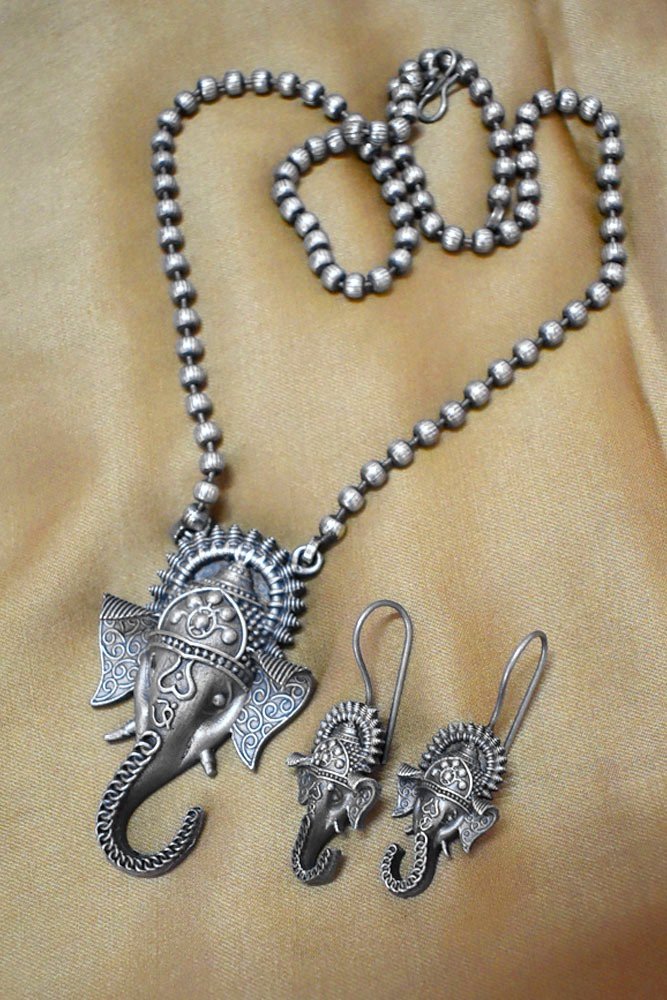 Elegant Antique finish German silver Necklace