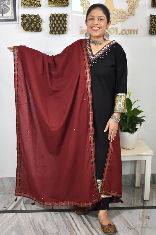 Beautiful Cotton Dupatta With Mirror Works
