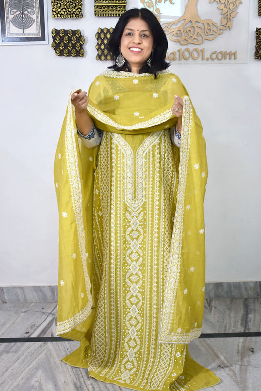 Gorgeous Mul Chanderi Kurta fabric & Dupatta set with embroidery