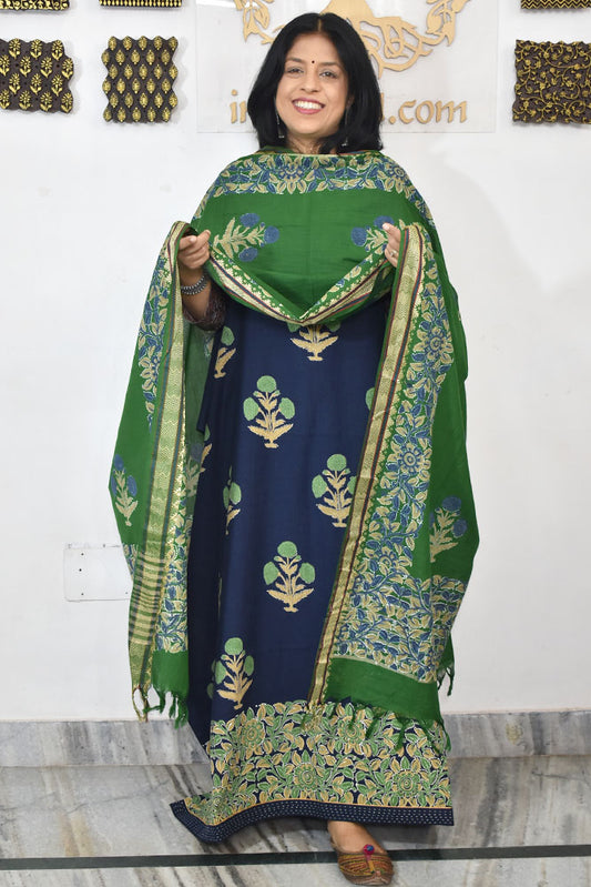 Beautiful Handwoven Cotton suit with Hand block print