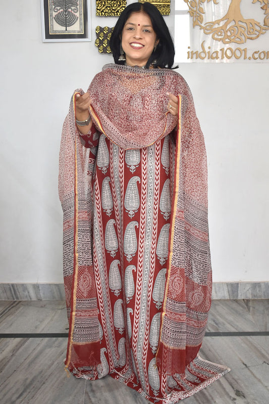 Classic Bagh Block Printed unstitched suit fabric with Kota Doria dupatta
