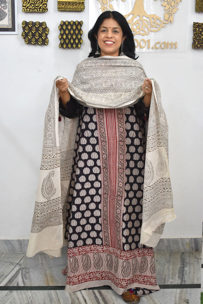 Bagh Hand Block Printed unstitched 3 pc Cotton suit fabric from MP