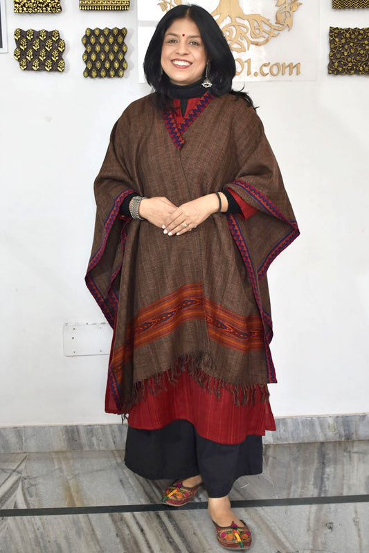 Elegant & Soft, Versatile Handwoven Himalayan Pure Wool Stole Shrug