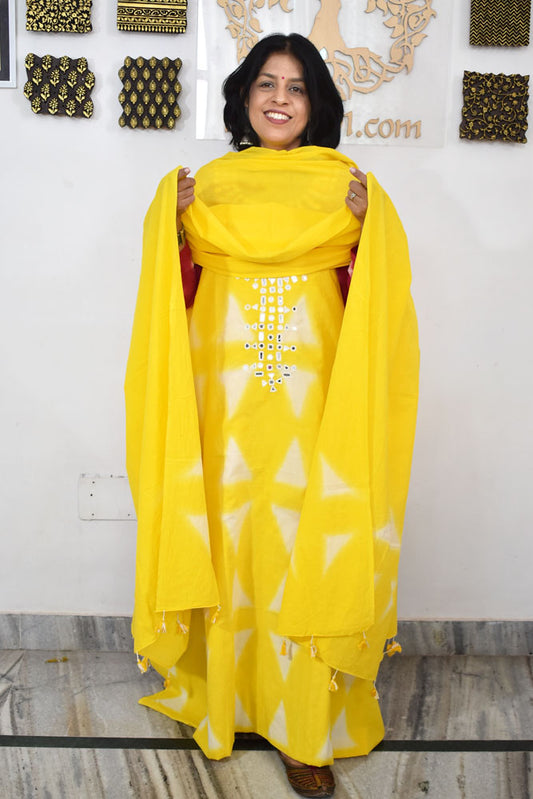 Tie & Dye Clamp Dyed cotton Unstitched Suit with Kutch Mirror work