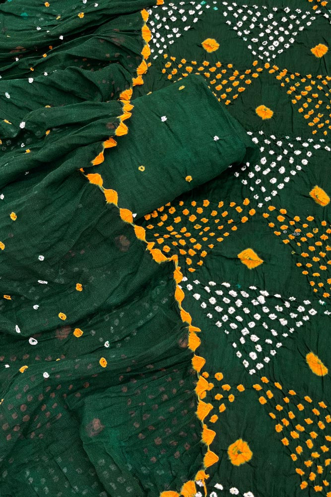 Jaipuri Traditional Bandhani Salwar Suit Or Vt, Rajasthani jaipuri suit,  जयपुरी सूट - Khatushyam Creations, Sikar | ID: 26403405073