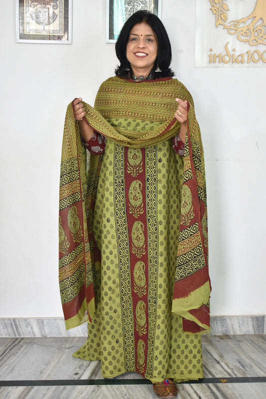 Bagh Hand Block Printed unstitched 3 pc Cotton suit fabric from MP