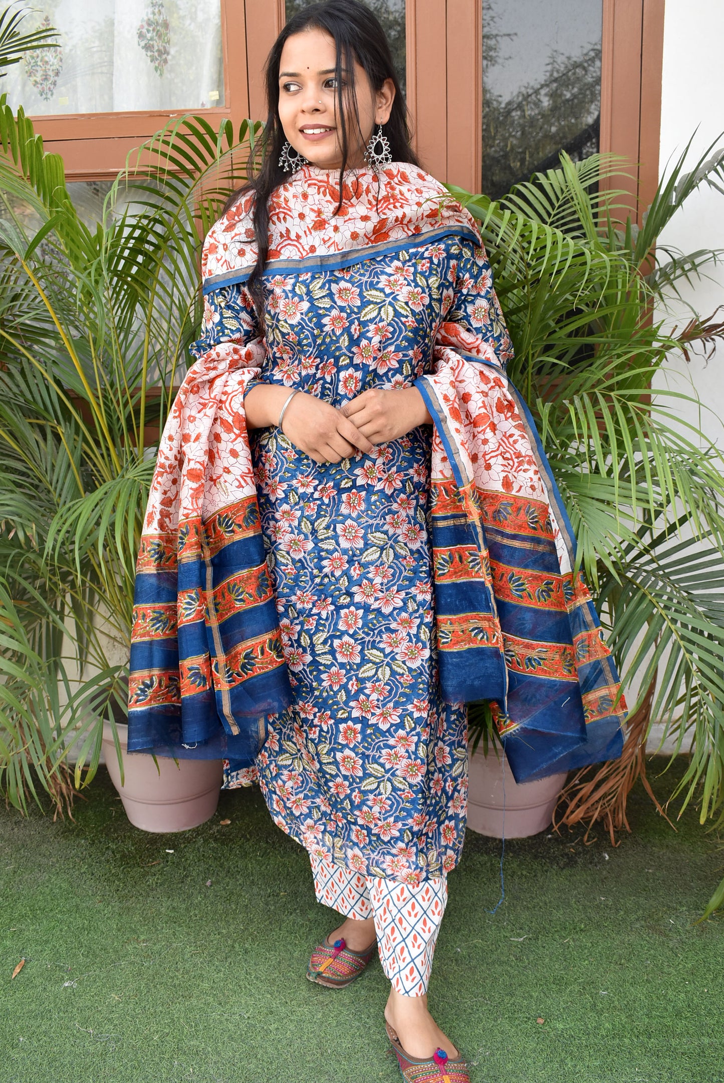 Beautiful Printed Chanderi suit with Lace details, Sequin work & Embroidery - Kurta , Chanderi Dupatta & Pant - size 38, 42, 44