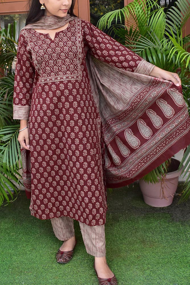Beautiful Printed Cotton suit with Hand Embroidery - Kurta , Kota Dupatta & Pant - size 40, 42, 44