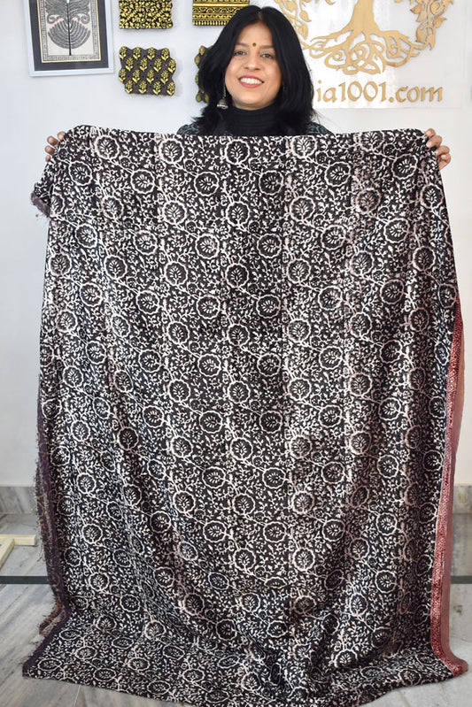 Bagh Velvet kurta fabric