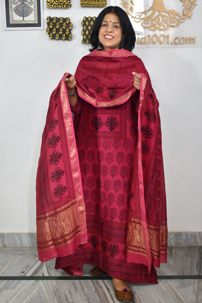 Bagh Hand Block Printed unstitched 3 pcs Handwoven Maheshwari suit fabric with Zari borders & Lagdi ( zari palla )
