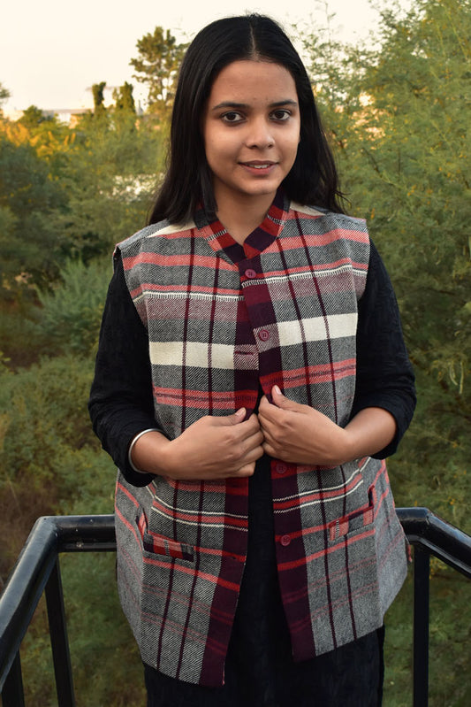 Handwoven Himalayan Wool Jacket with Satin silk inner lining - size 42, 44