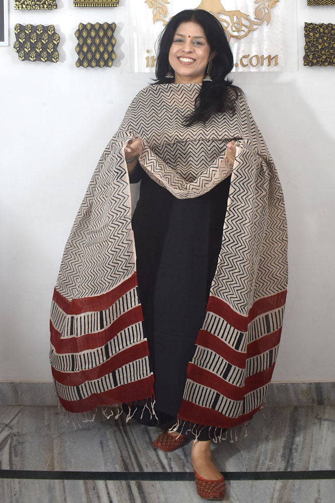 Elegant Hand Block Printed Pure Linen dupatta
