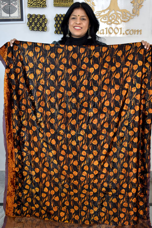 Bagh Velvet kurta fabric