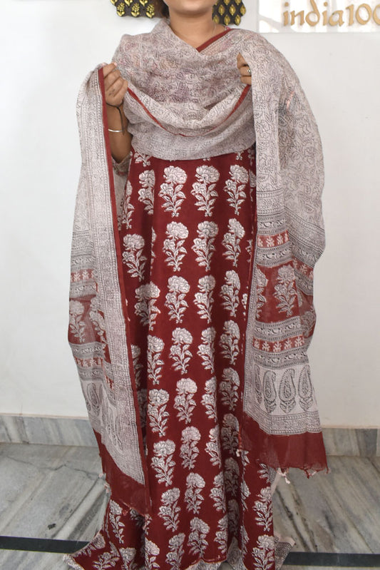 Classic Bagh Block Printed unstitched suit fabric with Kota Doria dupatta