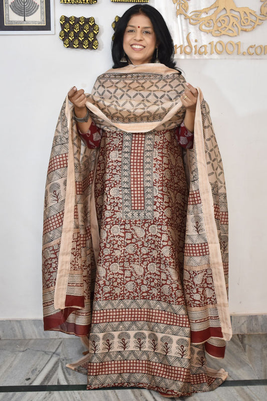 Bagh Hand Block Printed unstitched 3 pcs Handwoven Maheshwari suit fabric with Zari borders