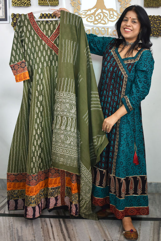 Bagh Anarkali Kurta and dupatta set - size 38