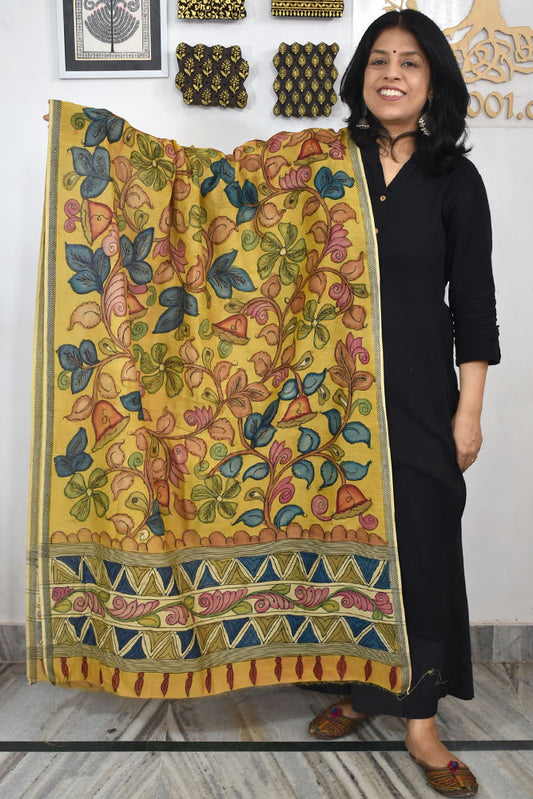 Beautiful Maheshwari Hand Painted Kalamkari Dupatta