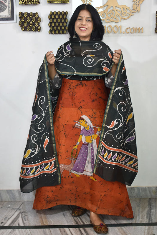 Elegant Handwoven Maheshwari silkcotton kurta fabric & dupatta set with  Wax Batik work